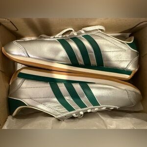 Adidas Women's Metallic Silver and Forest Green Sneakers